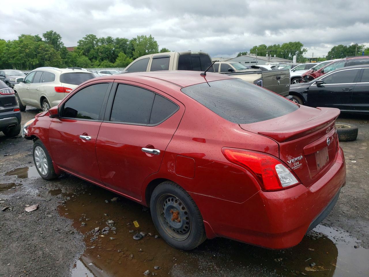 2018 NISSAN VERSA