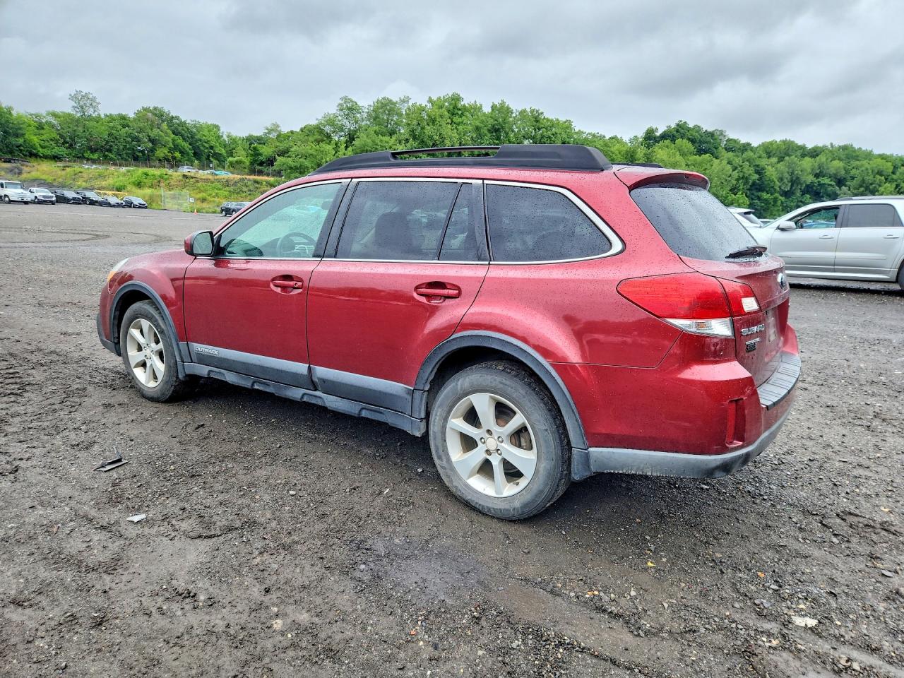 2013 SUBARU OUTBACK