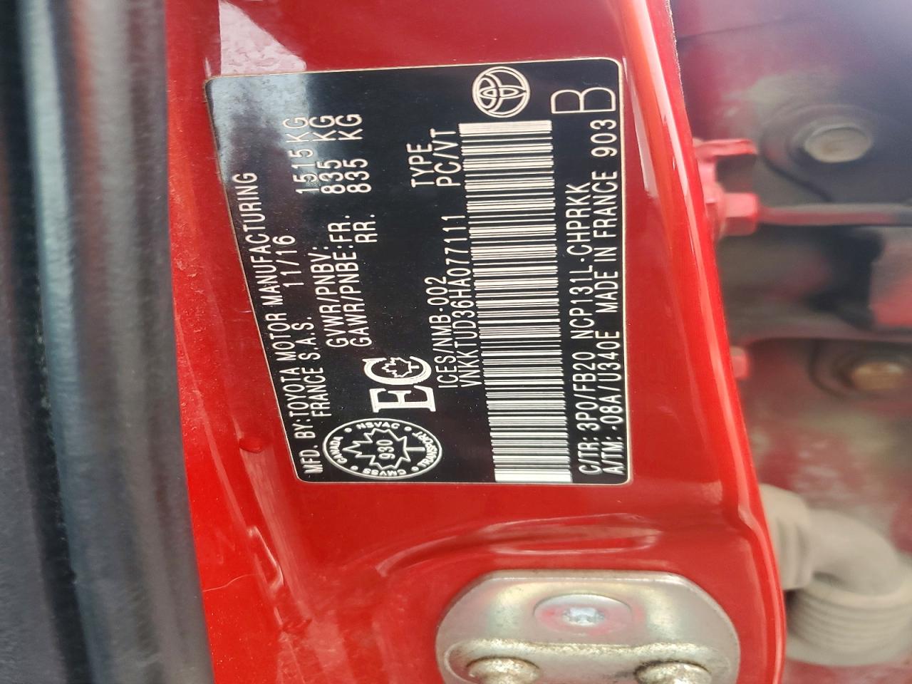 2017 TOYOTA YARIS