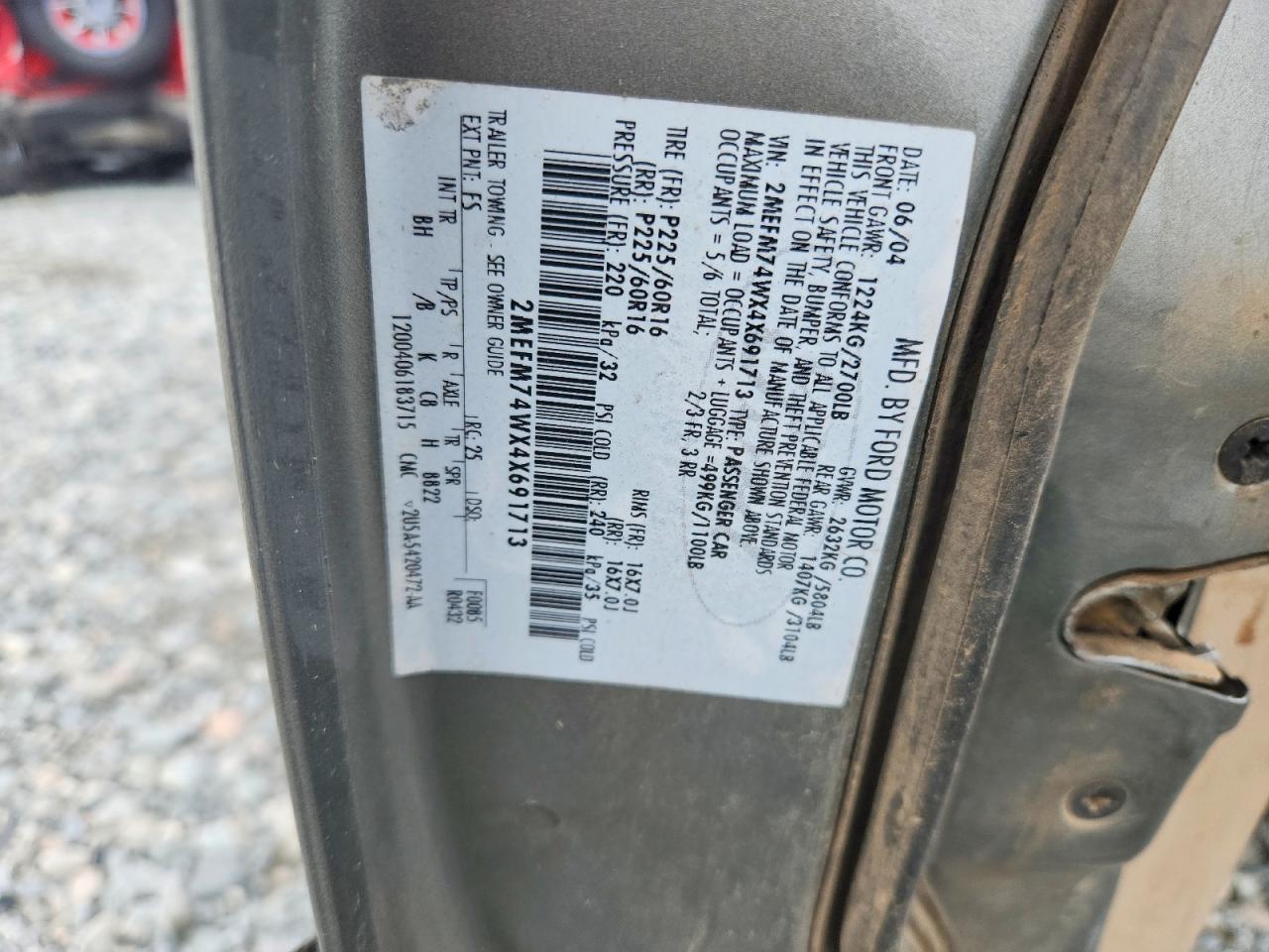 2004 MERCURY GRMARQUIS