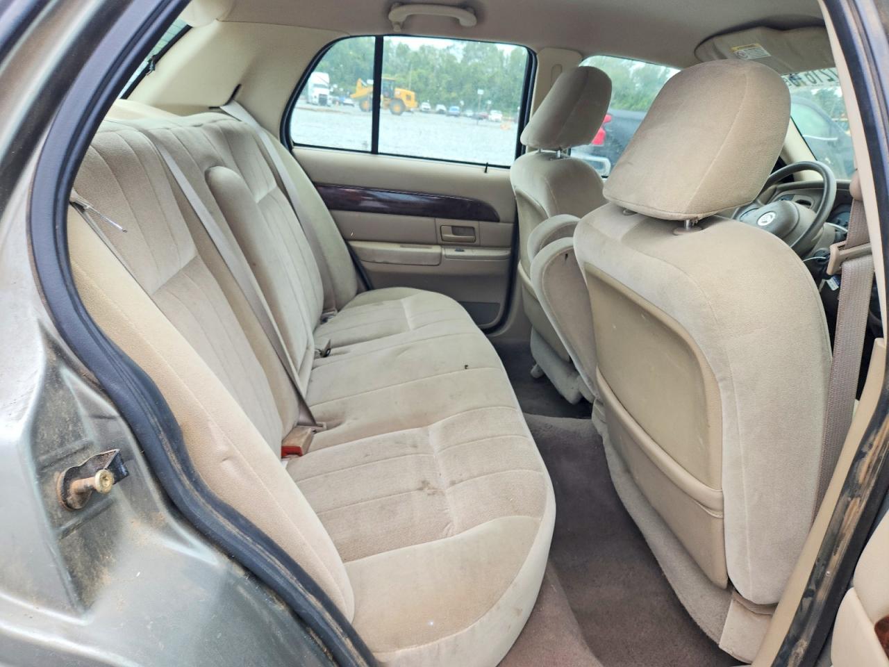 2004 MERCURY GRMARQUIS