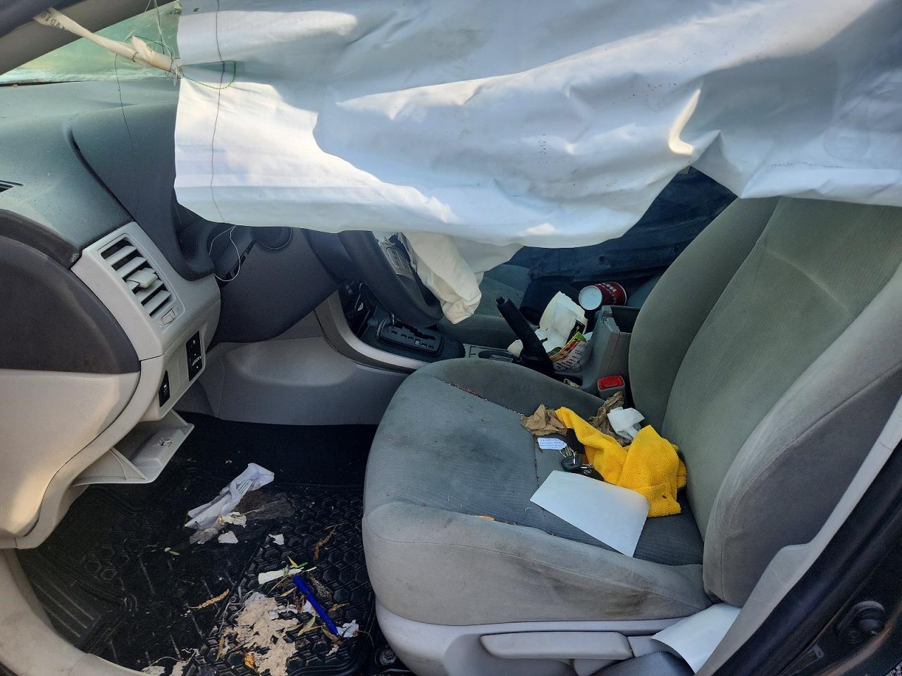 2012 TOYOTA COROLLA