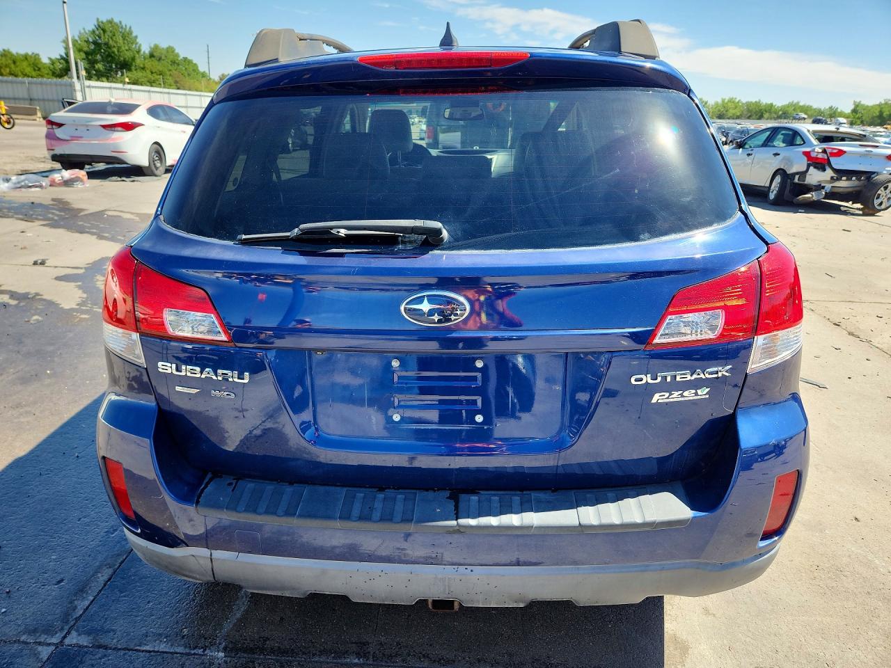2011 SUBARU LEGACY