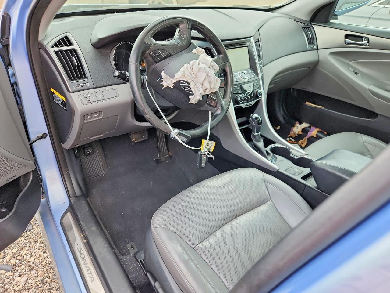 2013 HYUNDAI SONATA