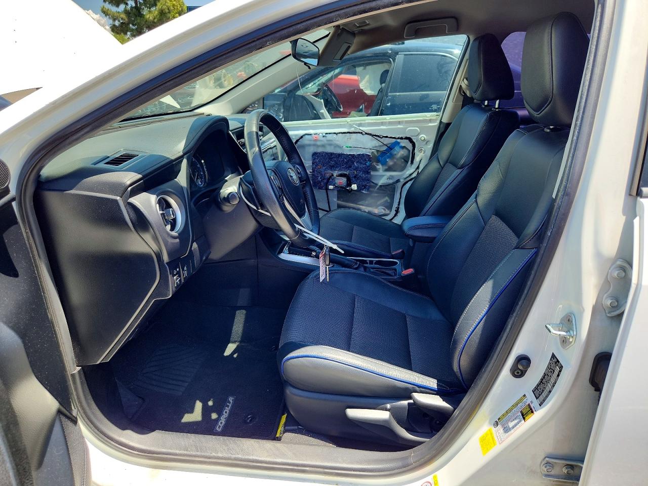 2019 TOYOTA COROLLA