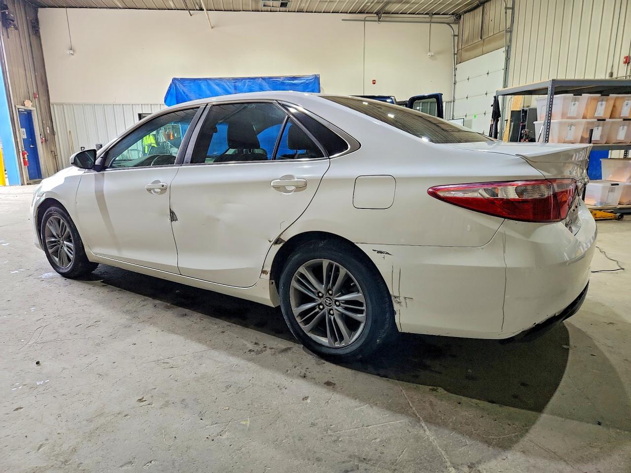 2015 TOYOTA CAMRY