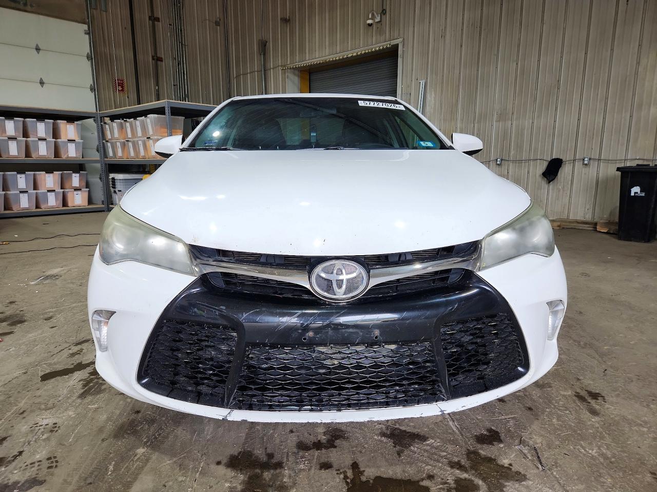 2015 TOYOTA CAMRY