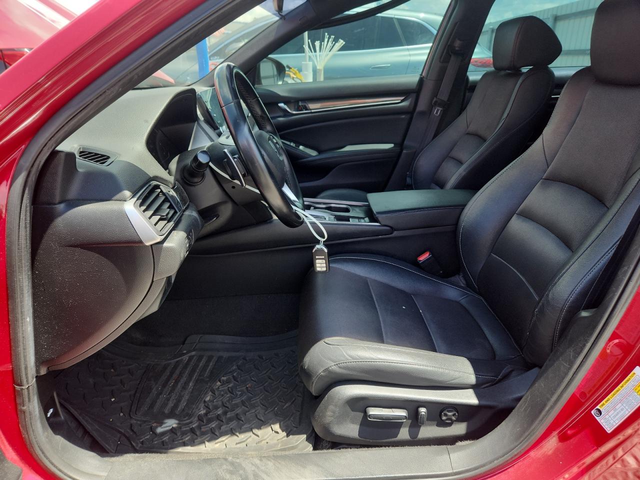 2019 HONDA ACCORD