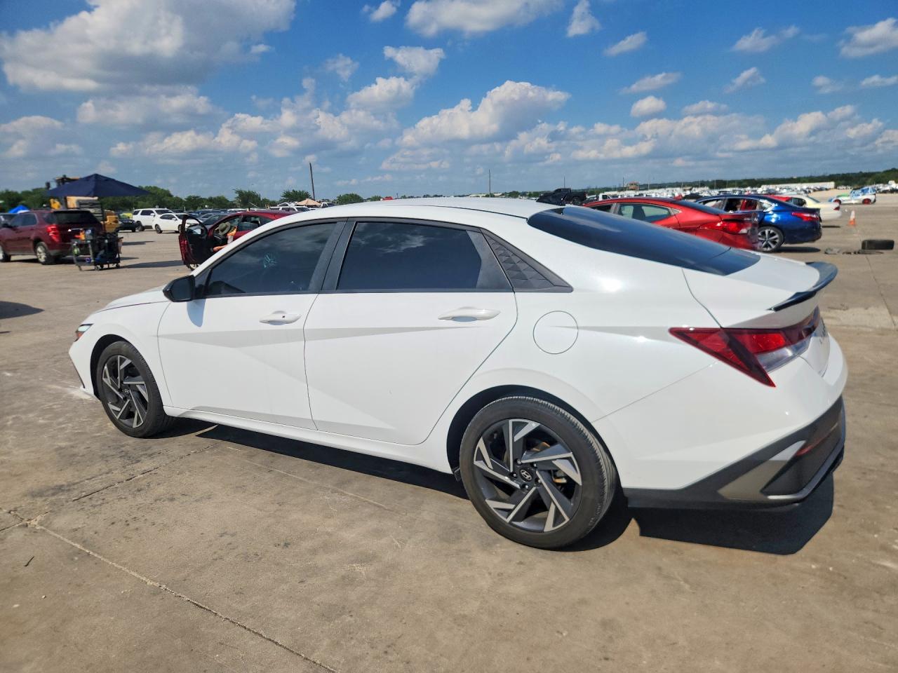 2025 HYUNDAI ELANTRA