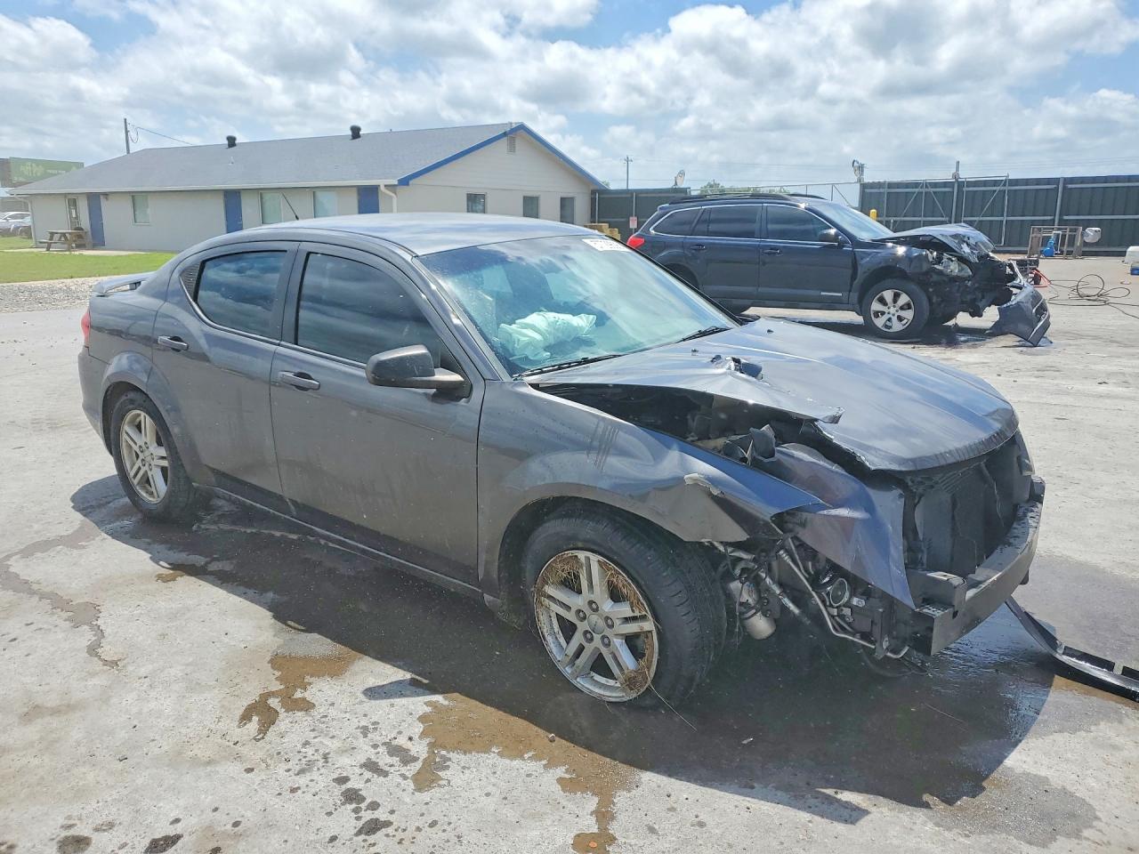2014 DODGE AVENGER