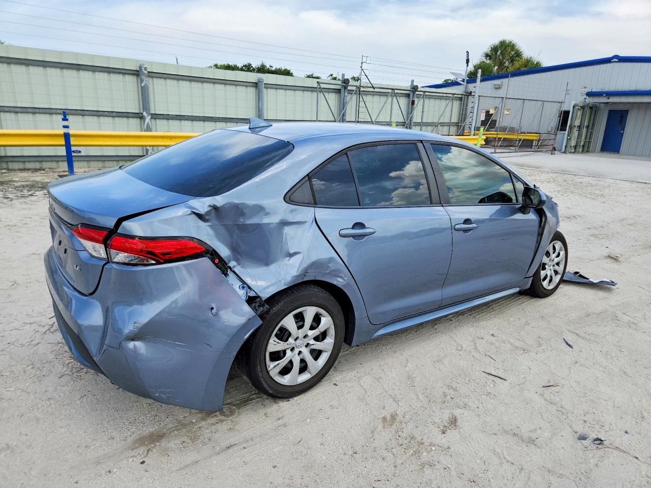 2022 TOYOTA COROLLA