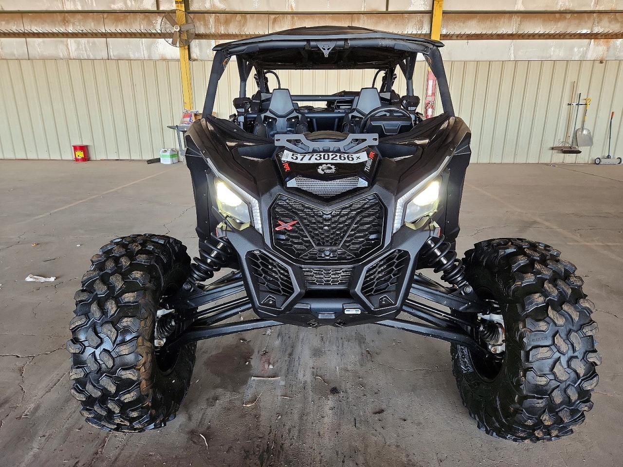 2023 CAN-AM SIDEBYSIDE