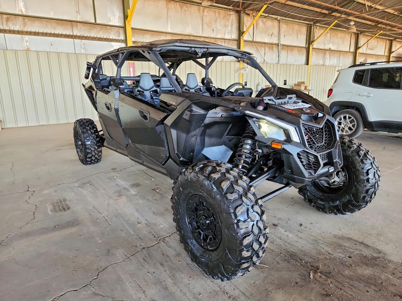 2023 CAN-AM SIDEBYSIDE