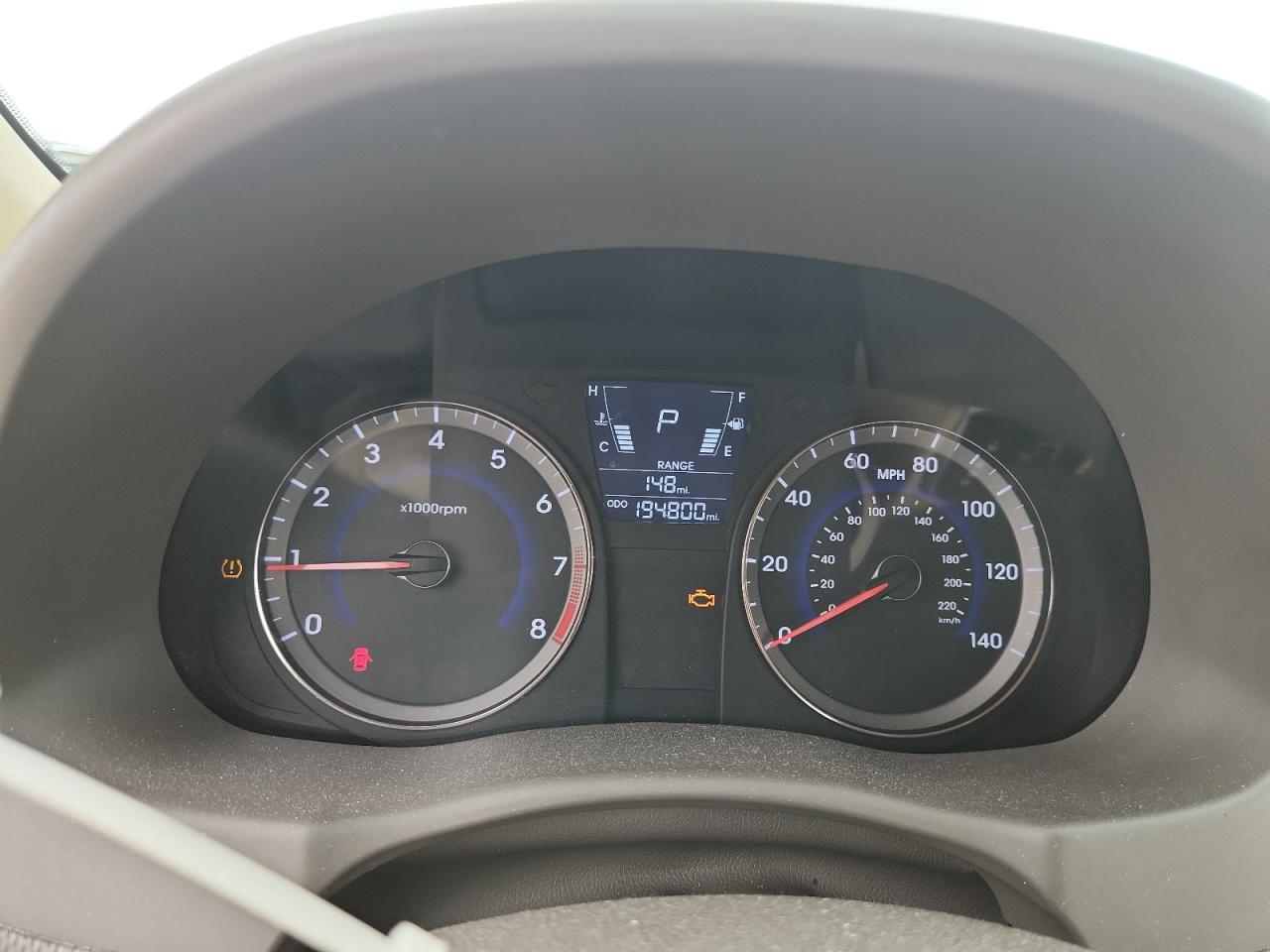 2014 HYUNDAI ACCENT