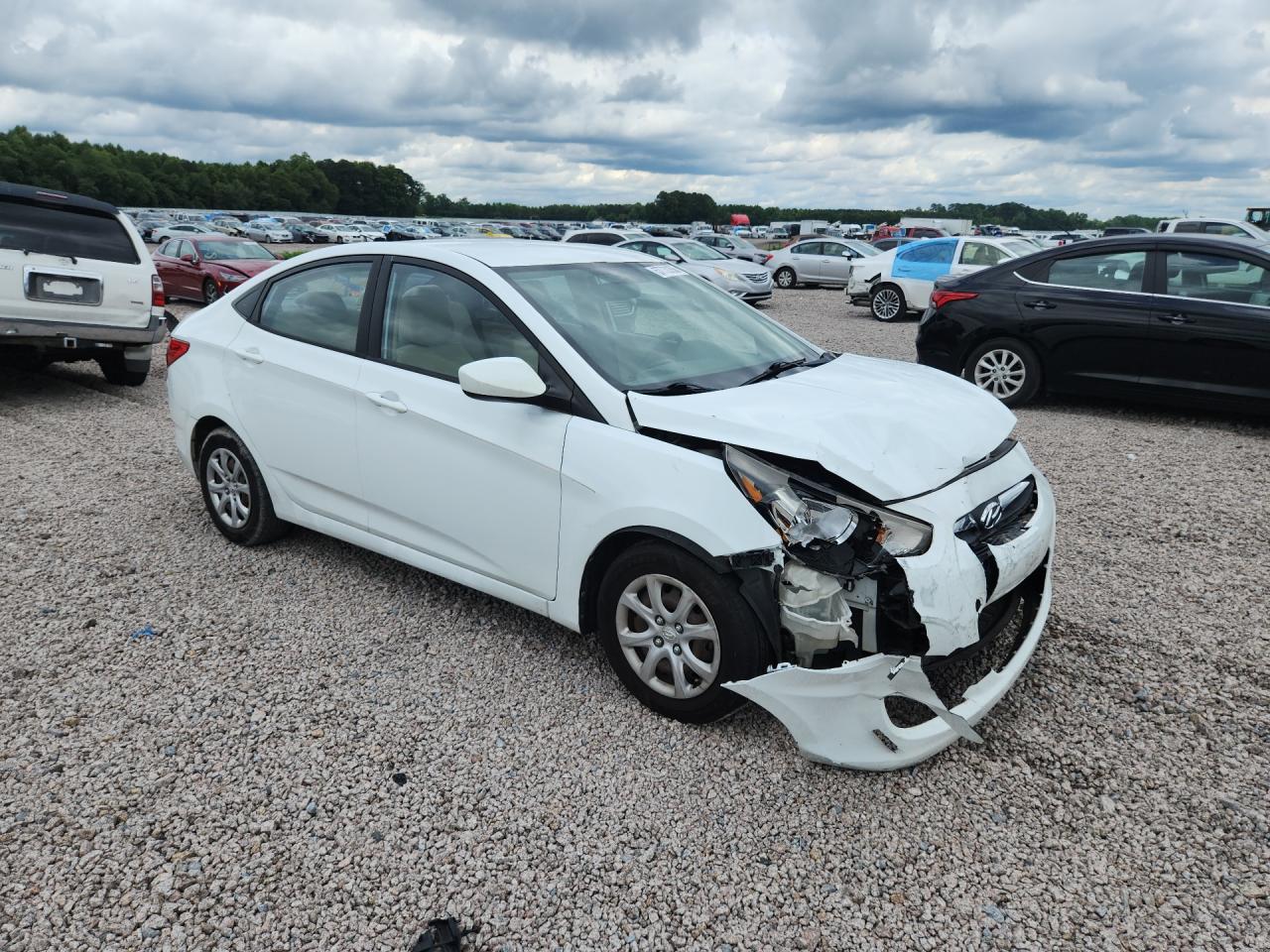 2014 HYUNDAI ACCENT