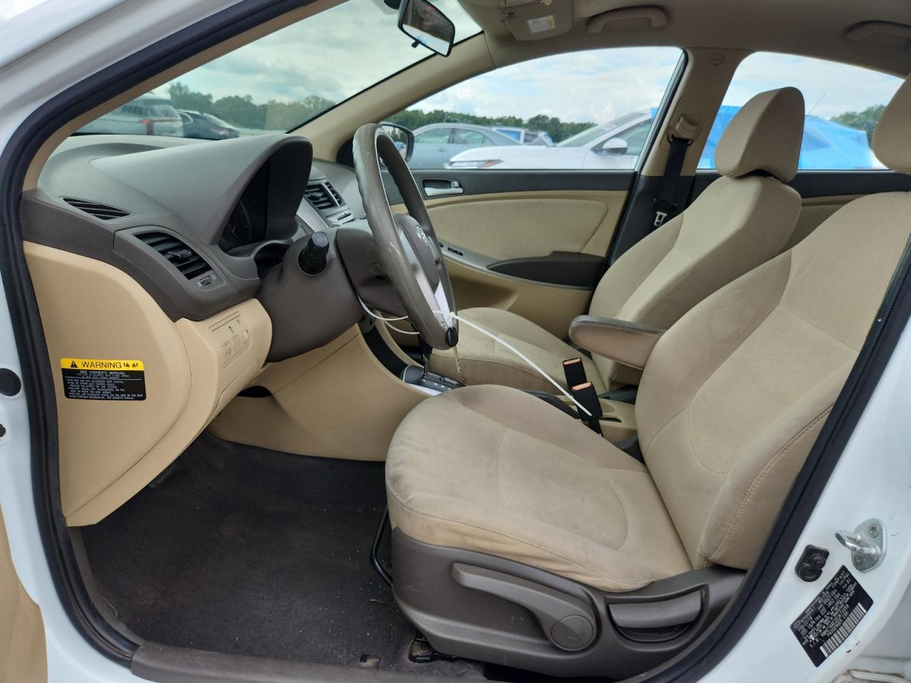 2014 HYUNDAI ACCENT