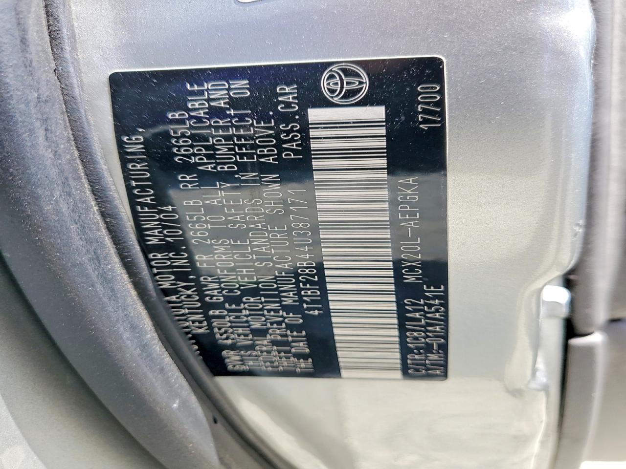 2004 TOYOTA AVALON