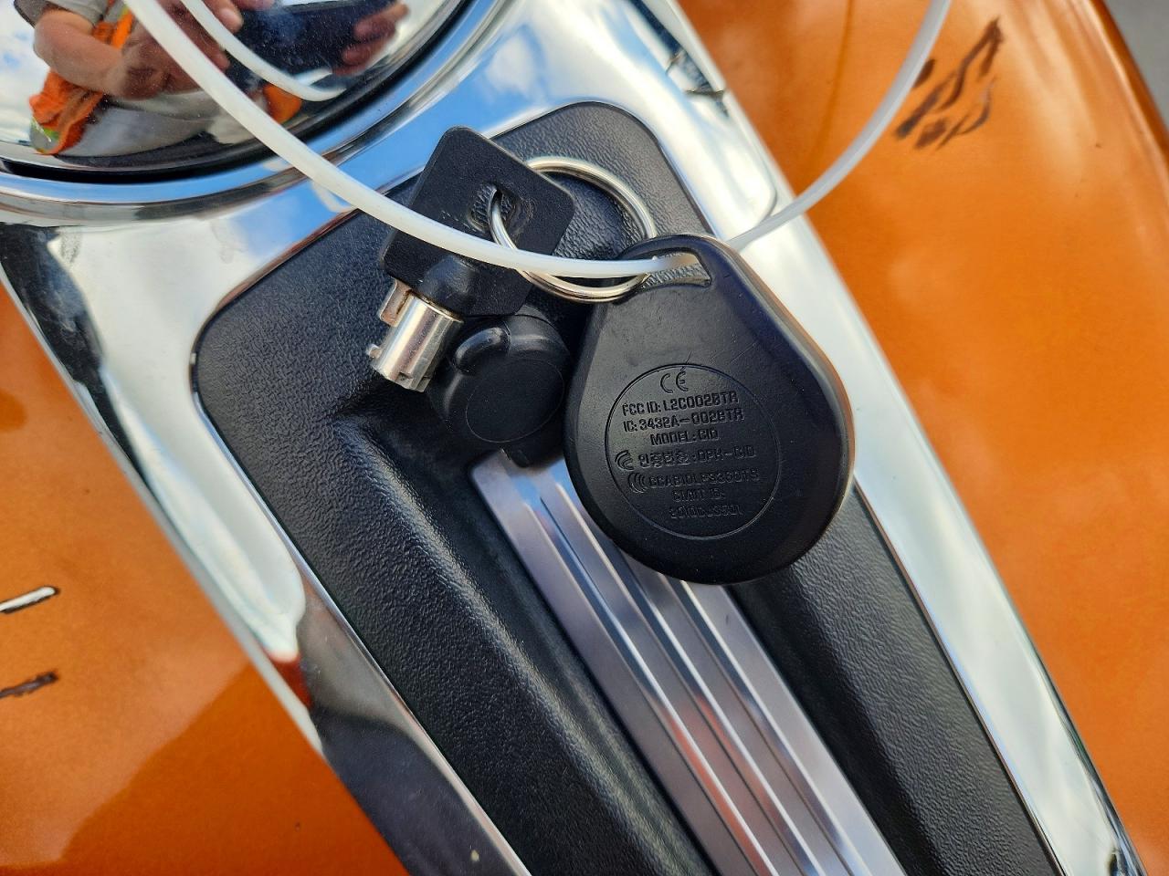 2016 HARLEY-DAVIDSON FL