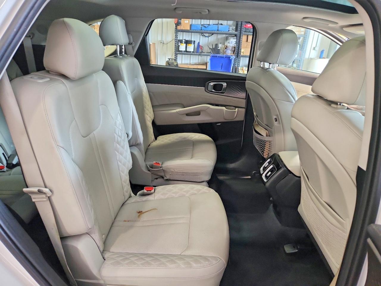 2022 KIA SORENTO