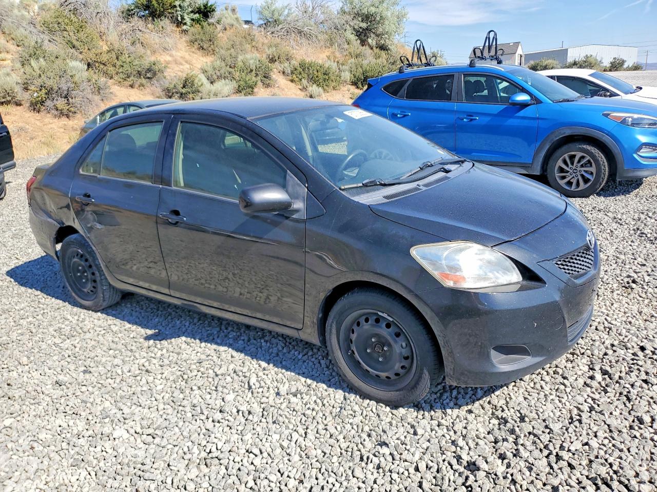 2012 TOYOTA YARIS