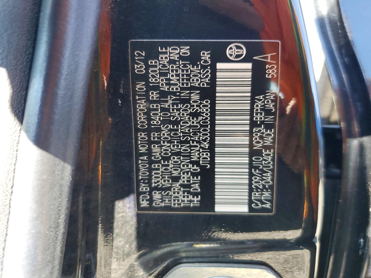 2012 TOYOTA YARIS