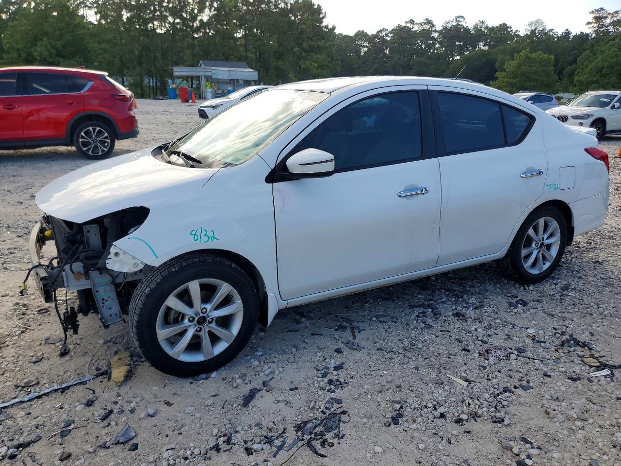 2015 NISSAN VERSA
