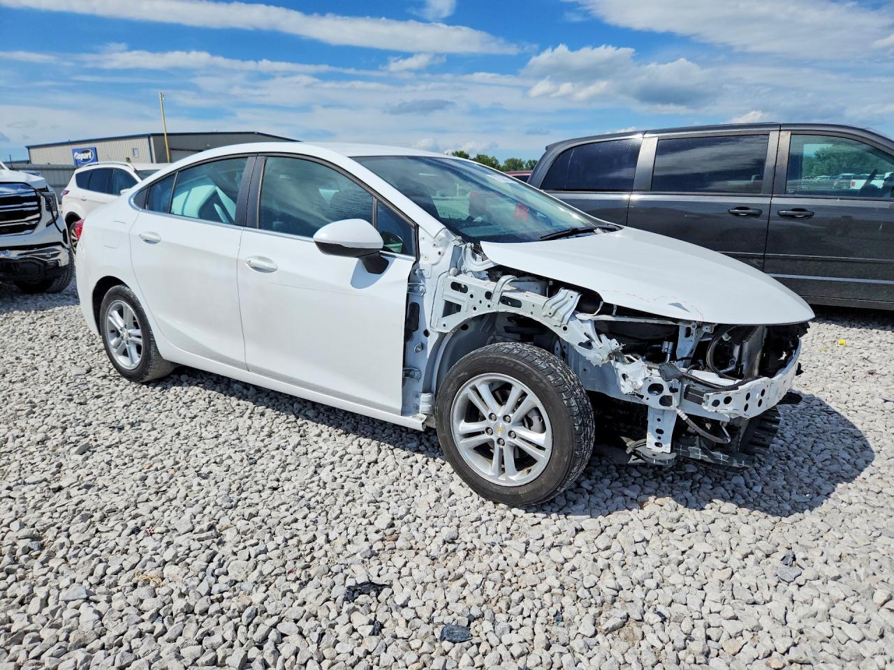 2017 CHEVROLET CRUZE