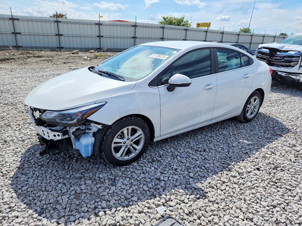 2017 CHEVROLET CRUZE