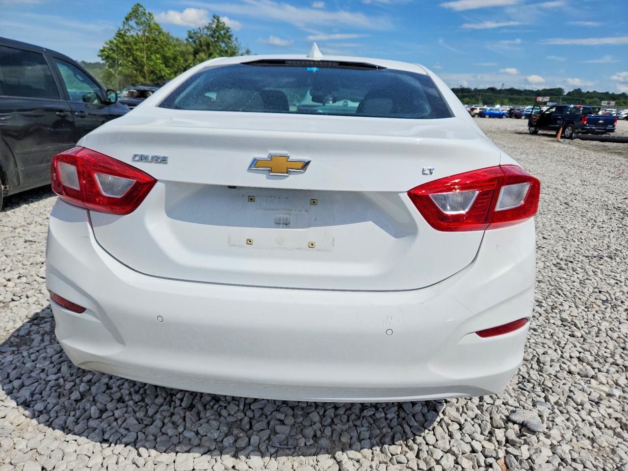 2017 CHEVROLET CRUZE
