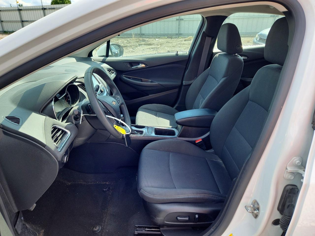 2017 CHEVROLET CRUZE