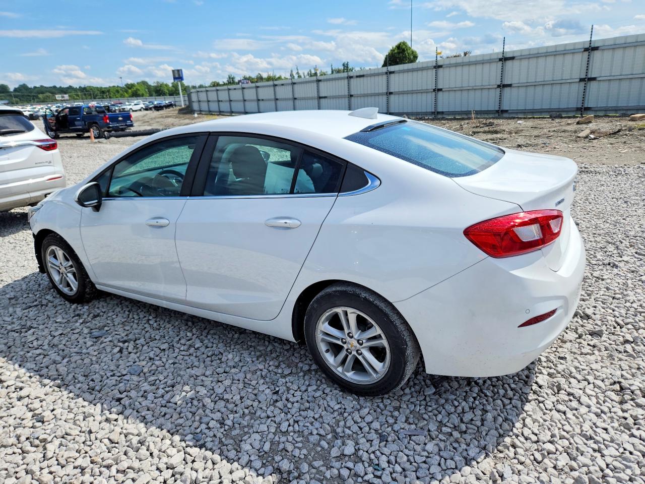 2017 CHEVROLET CRUZE