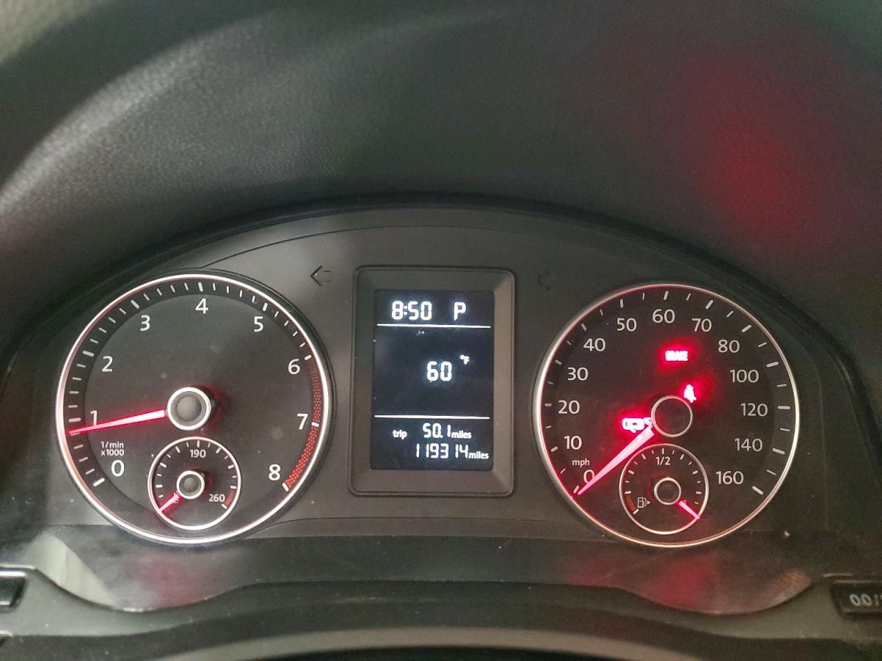 2010 VOLKSWAGEN JETTA