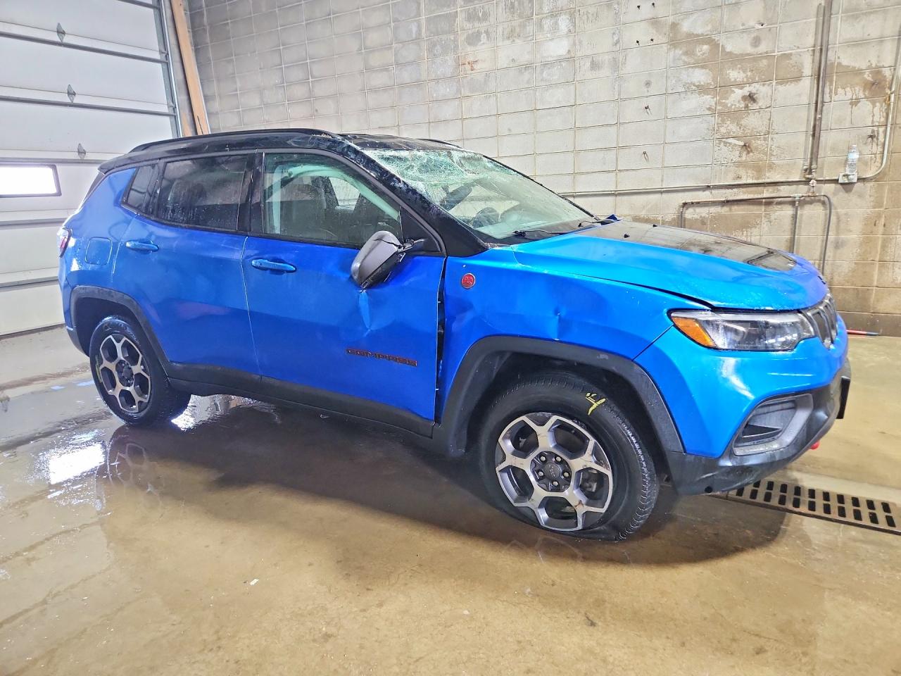 2022 JEEP COMPASS