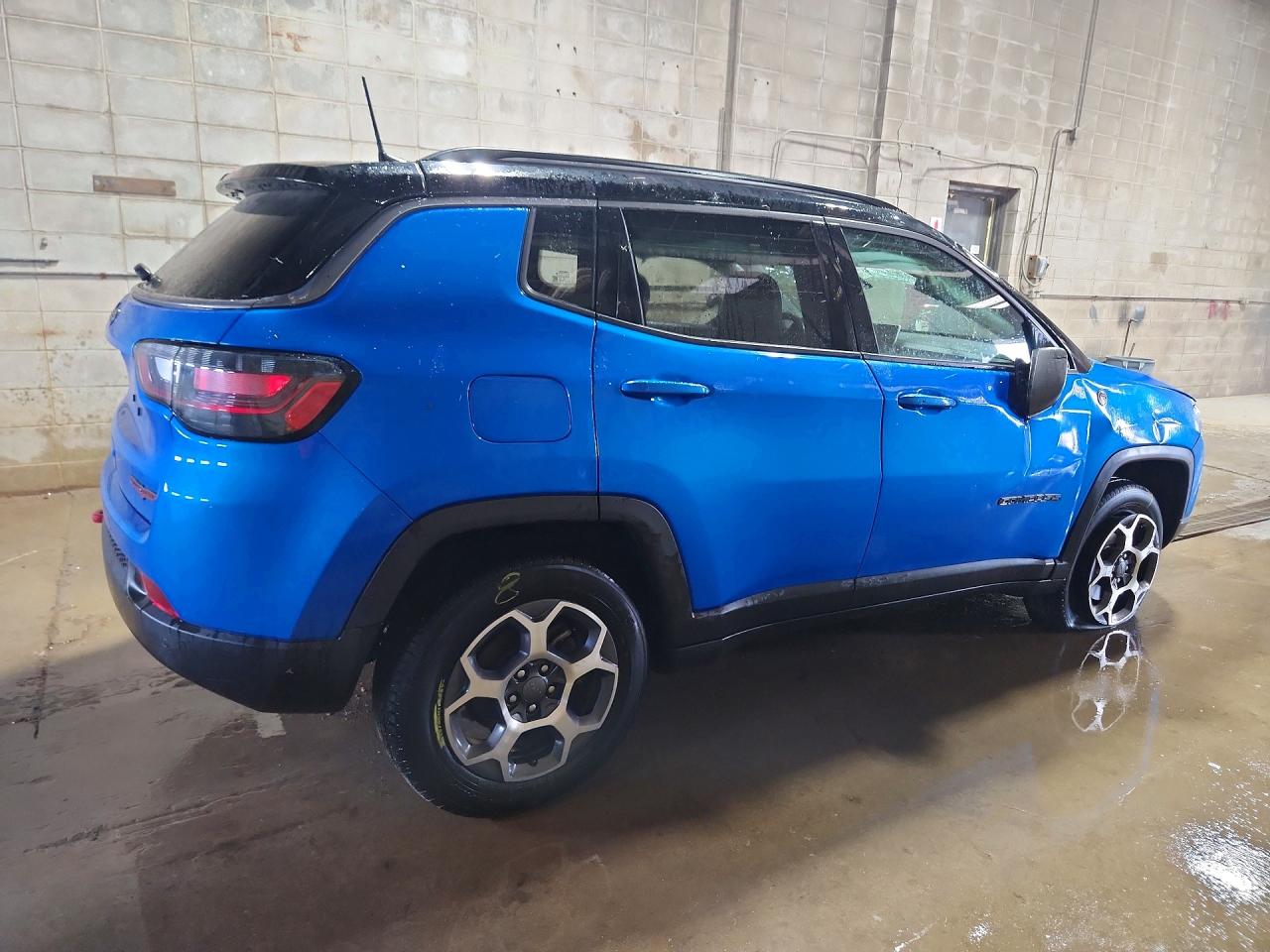 2022 JEEP COMPASS
