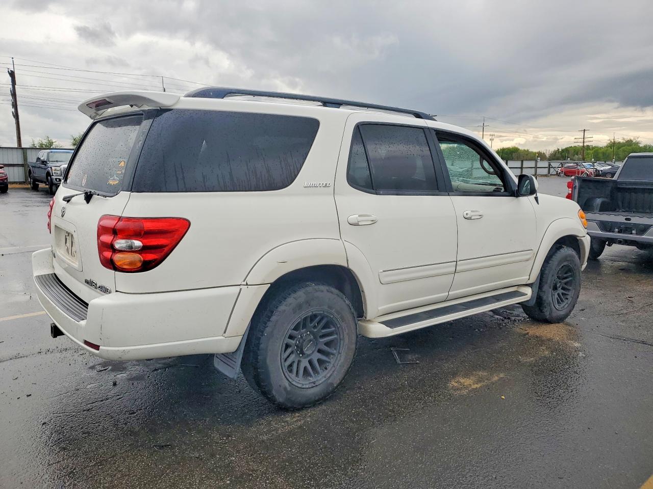 2003 TOYOTA SEQUOIA