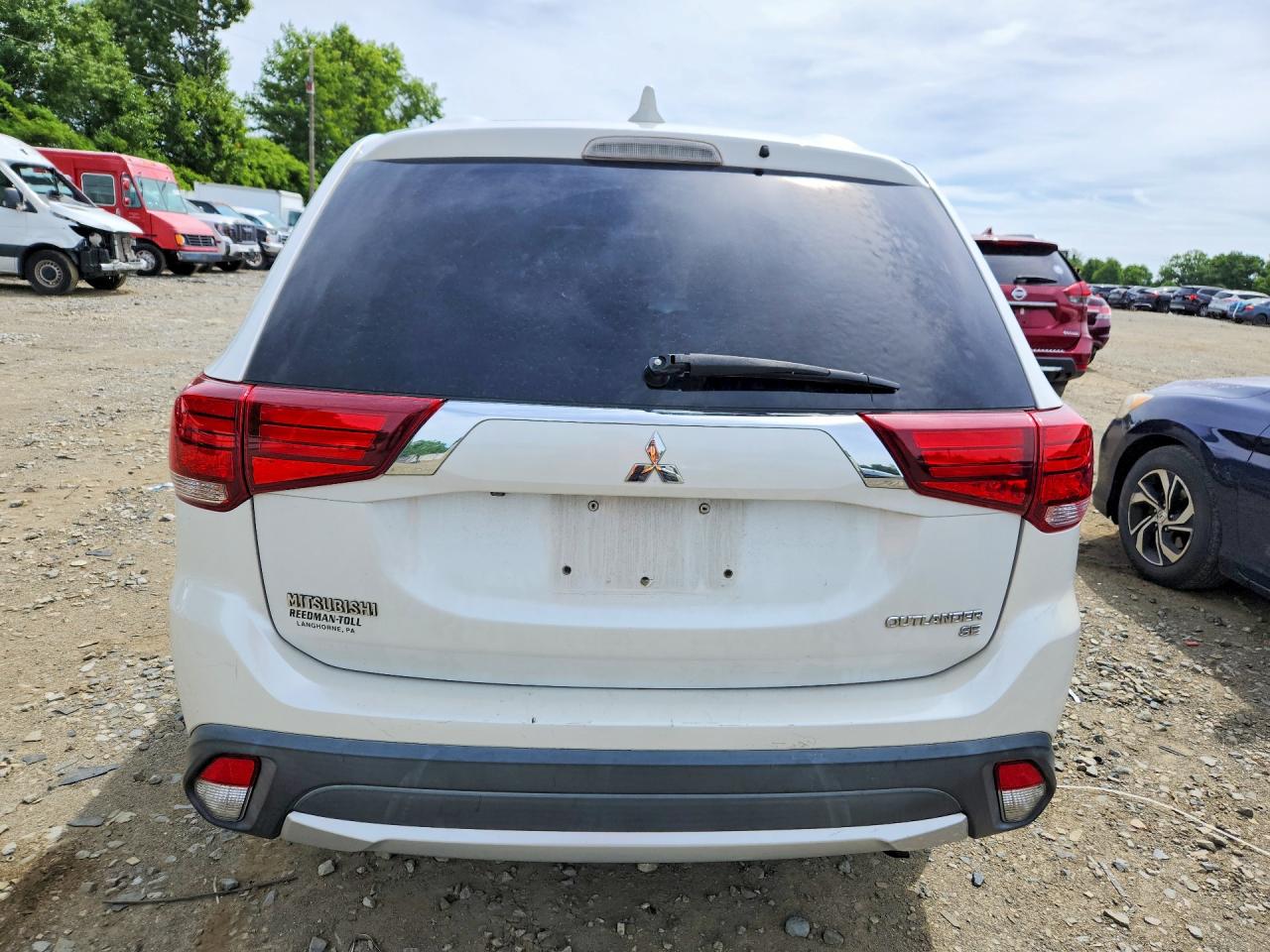 2017 MITSUBISHI OUTLANDER