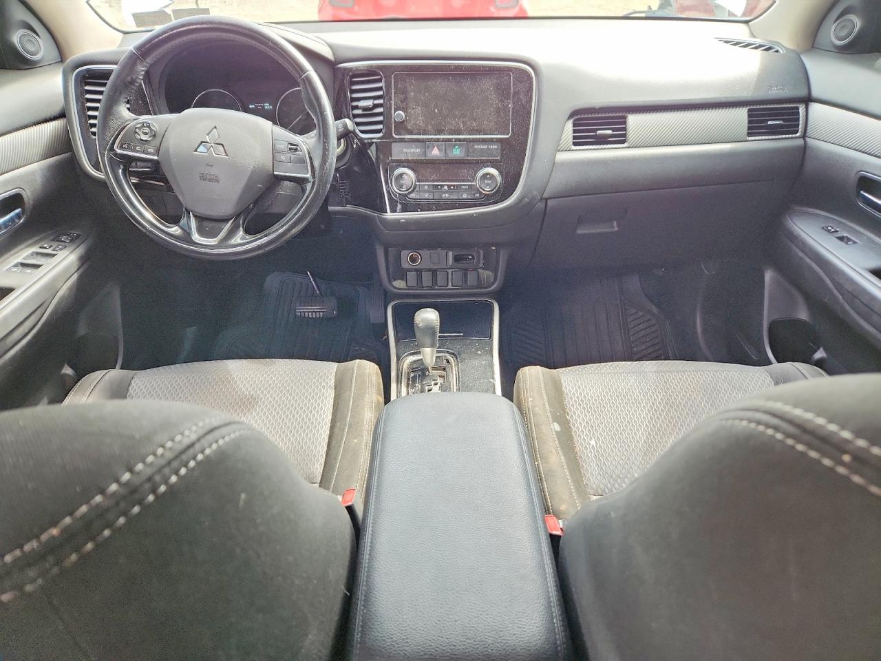 2017 MITSUBISHI OUTLANDER