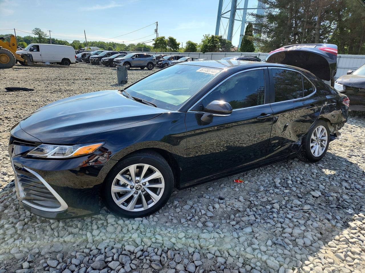 2024 TOYOTA CAMRY