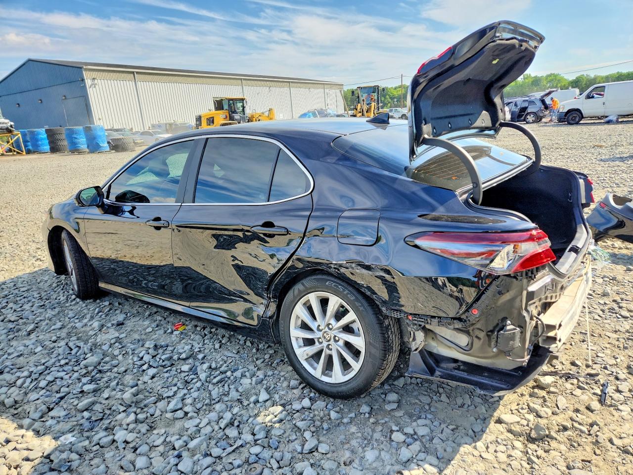2024 TOYOTA CAMRY