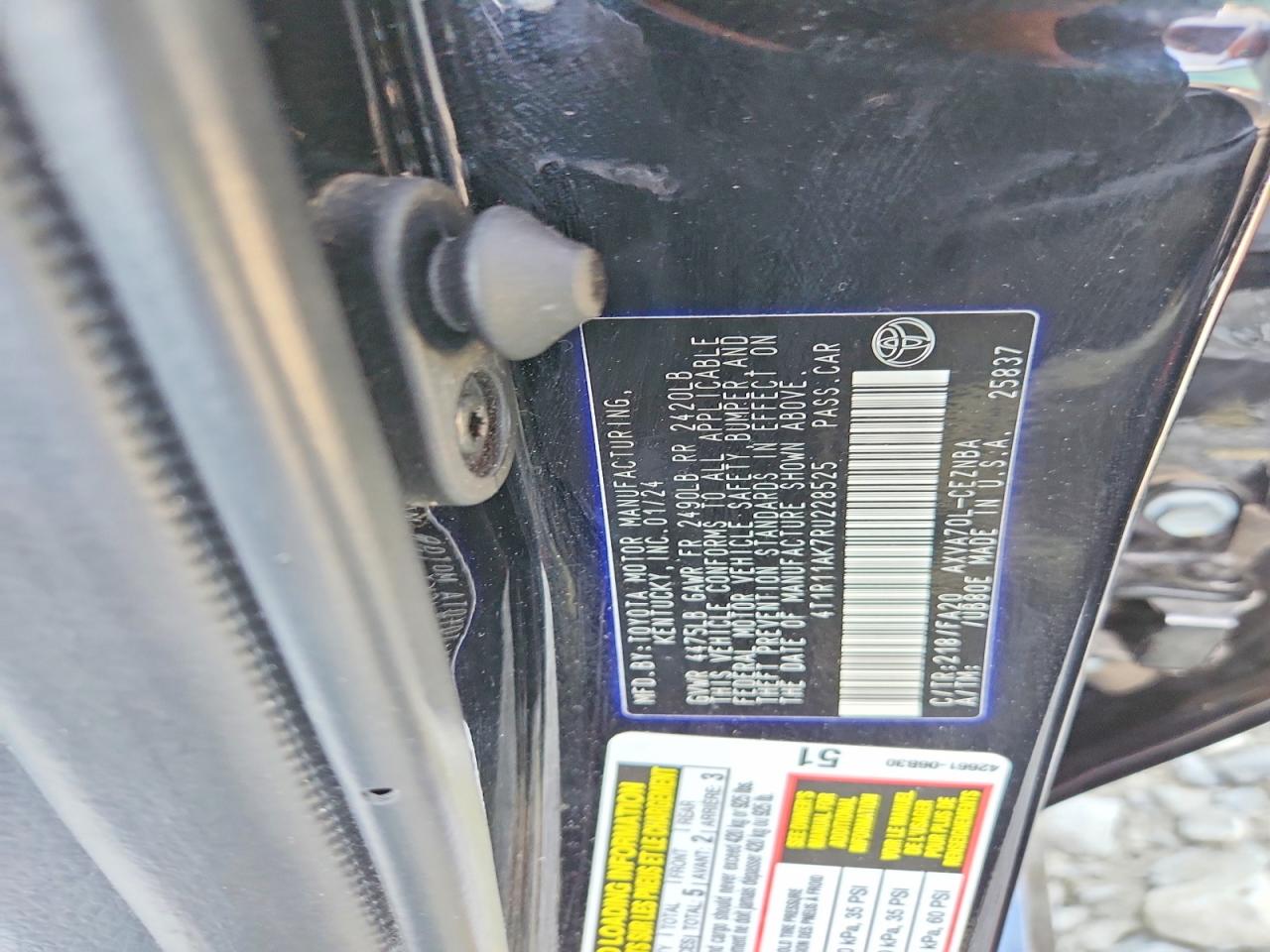 2024 TOYOTA CAMRY