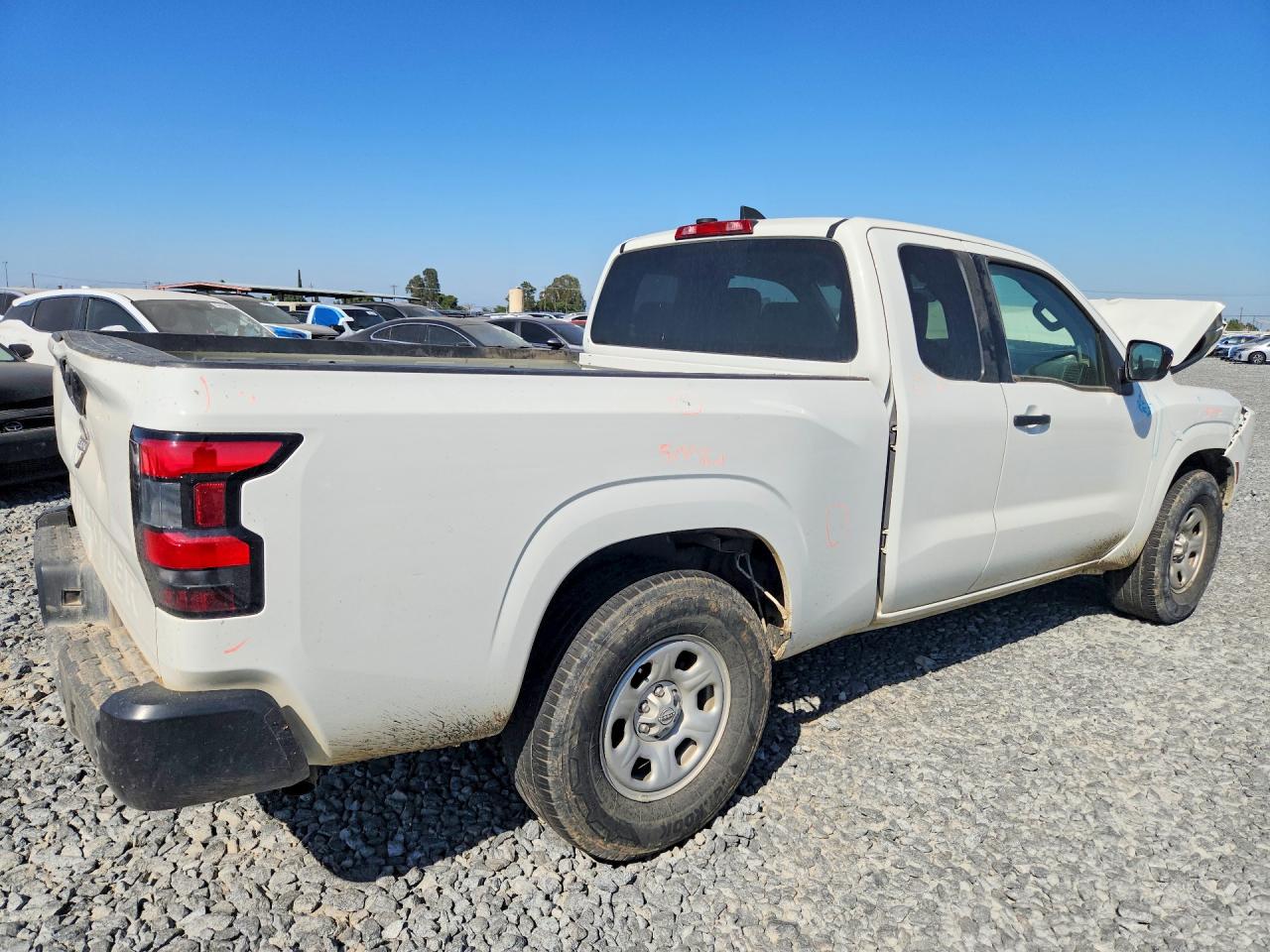 2024 NISSAN FRONTIER