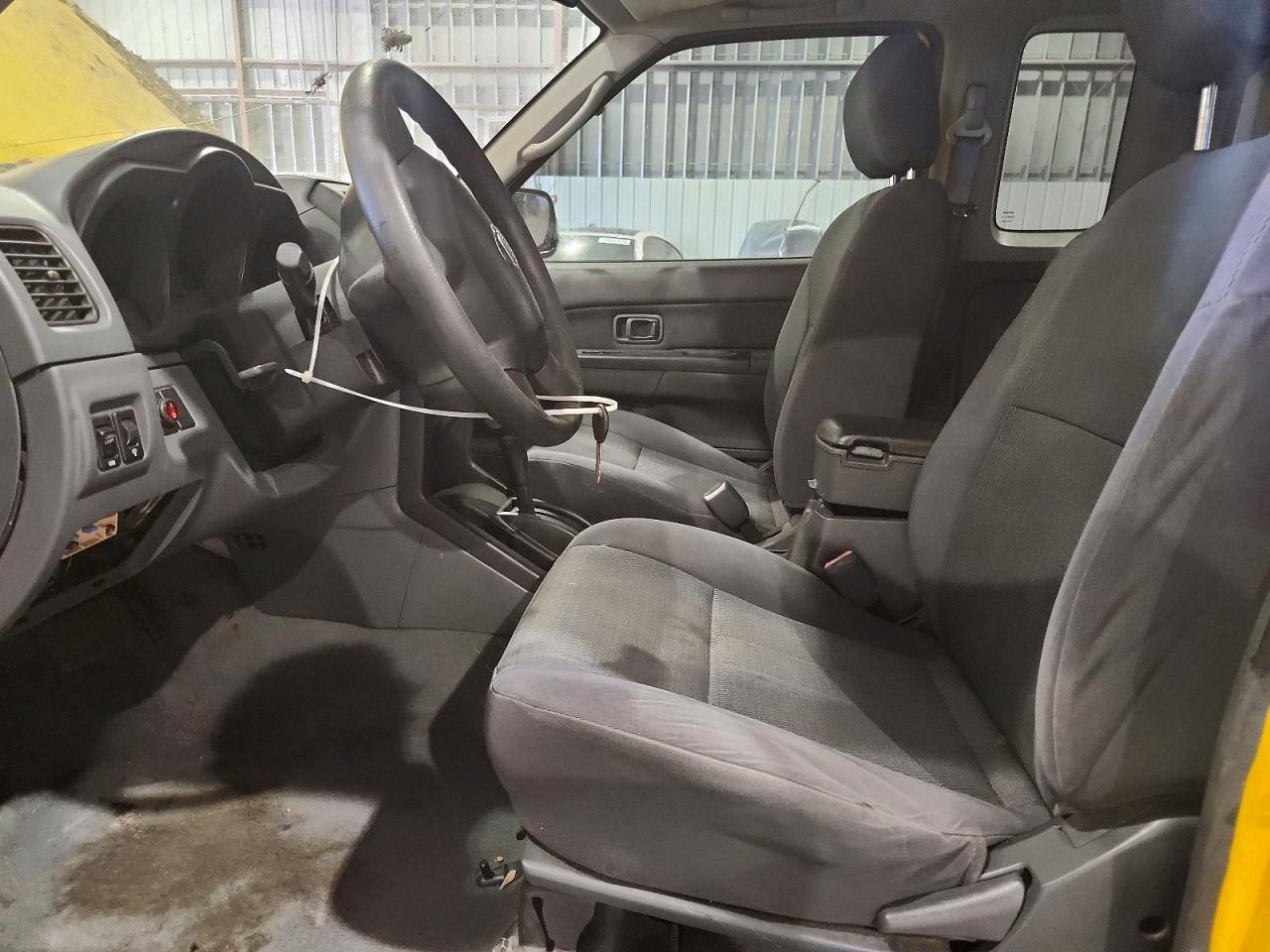 2004 NISSAN FRONTIER