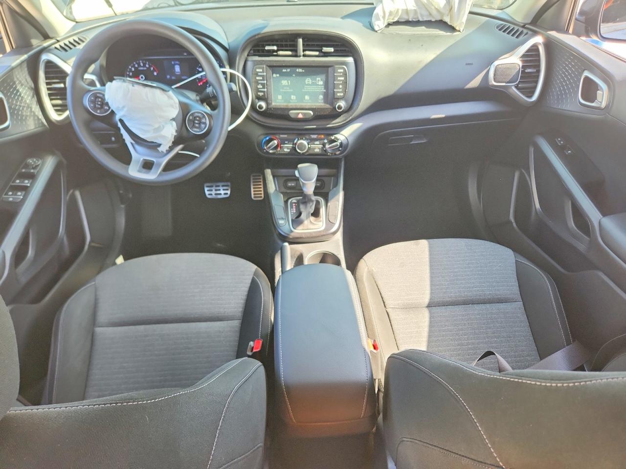 2021 KIA SOUL