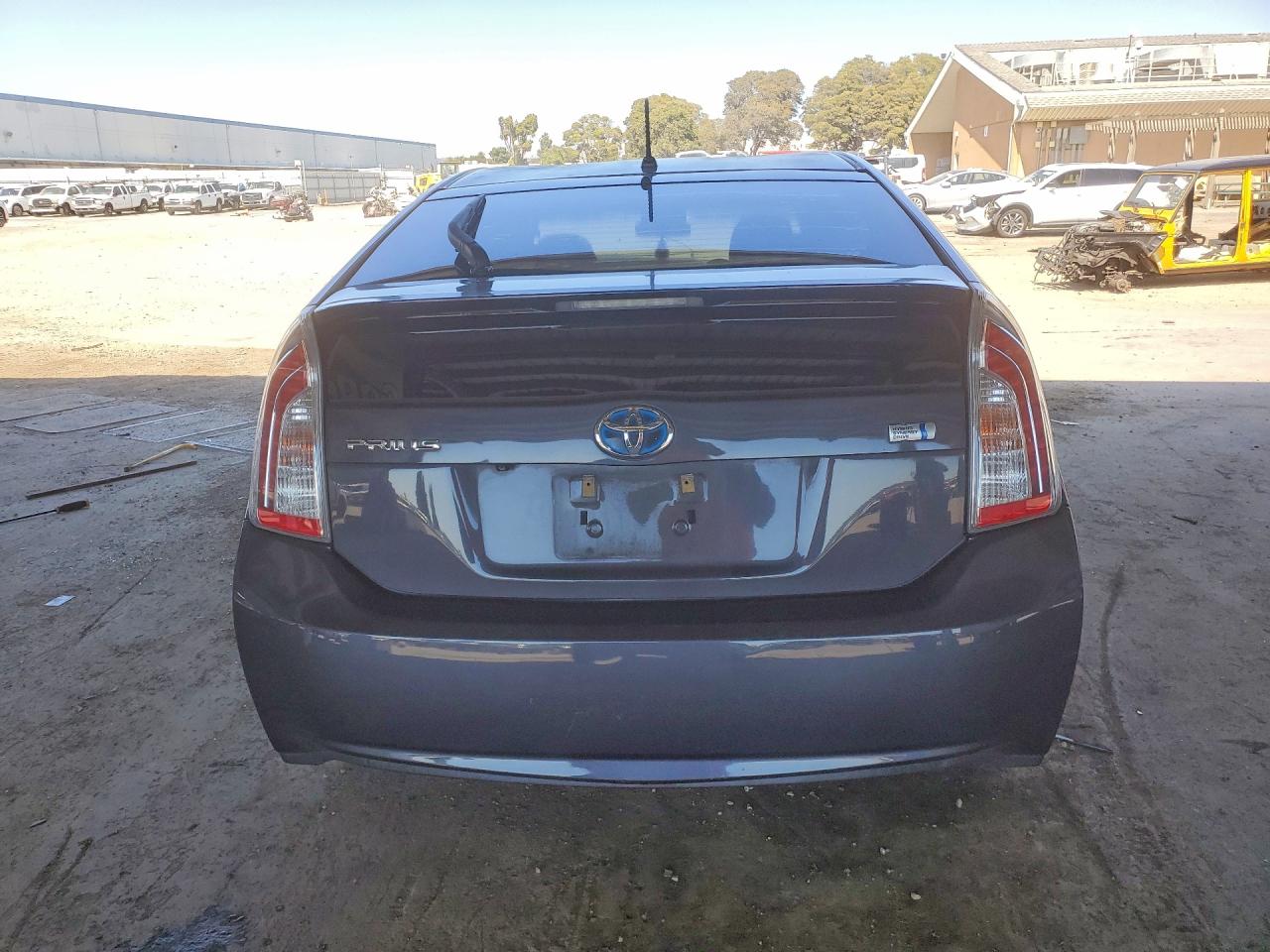 2015 TOYOTA PRIUS