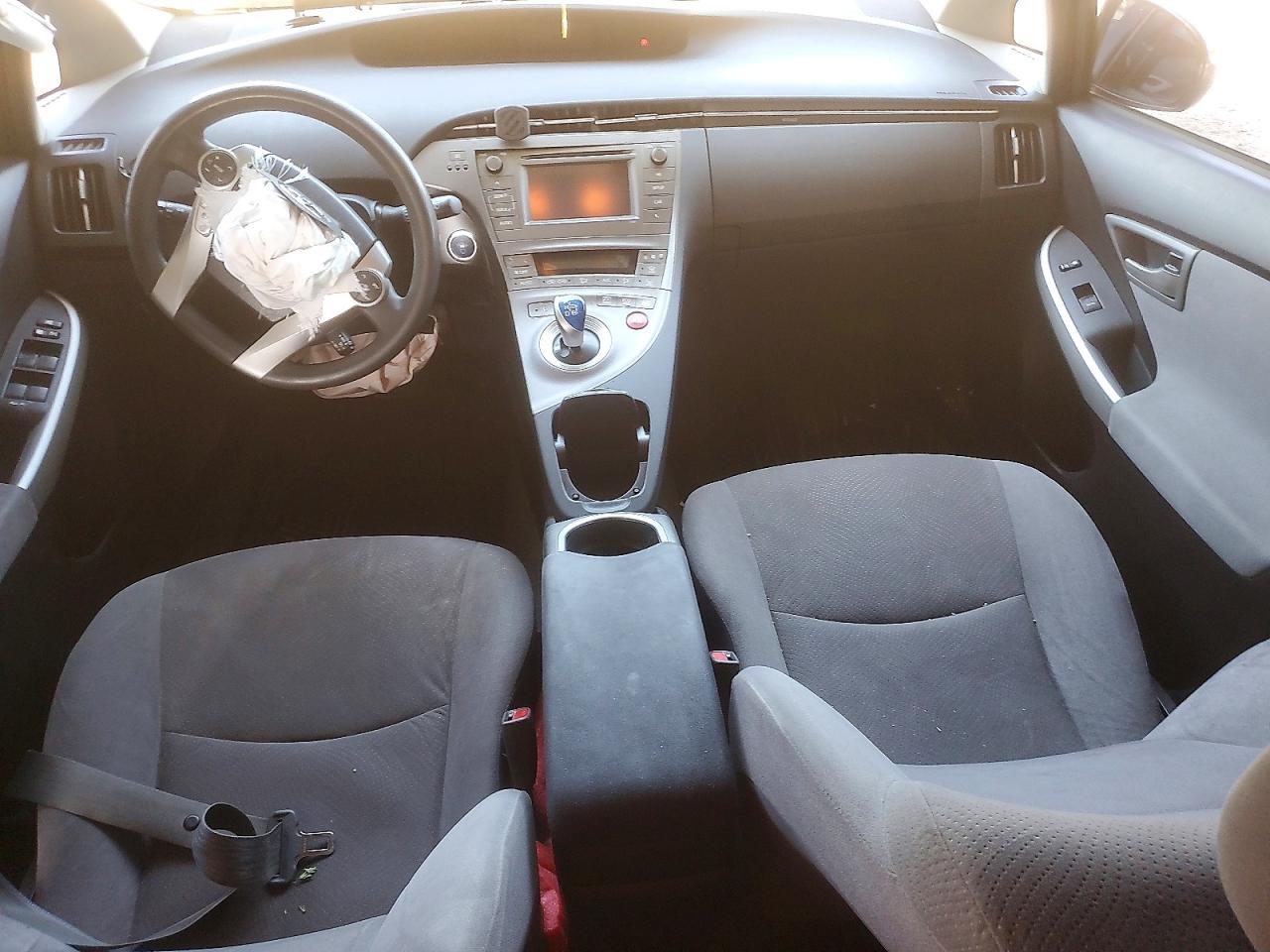 2015 TOYOTA PRIUS