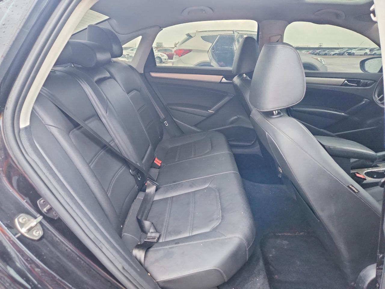 2021 VOLKSWAGEN PASSAT