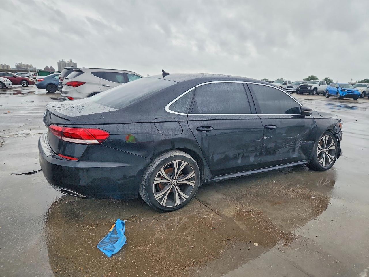 2021 VOLKSWAGEN PASSAT