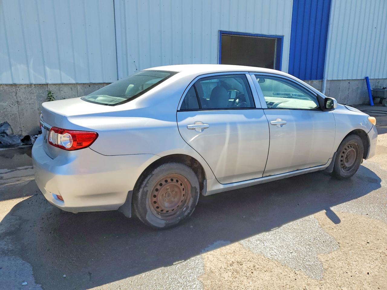 2011 TOYOTA COROLLA