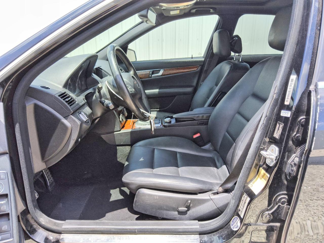 2010 MERCEDES-BENZ C-CLASS