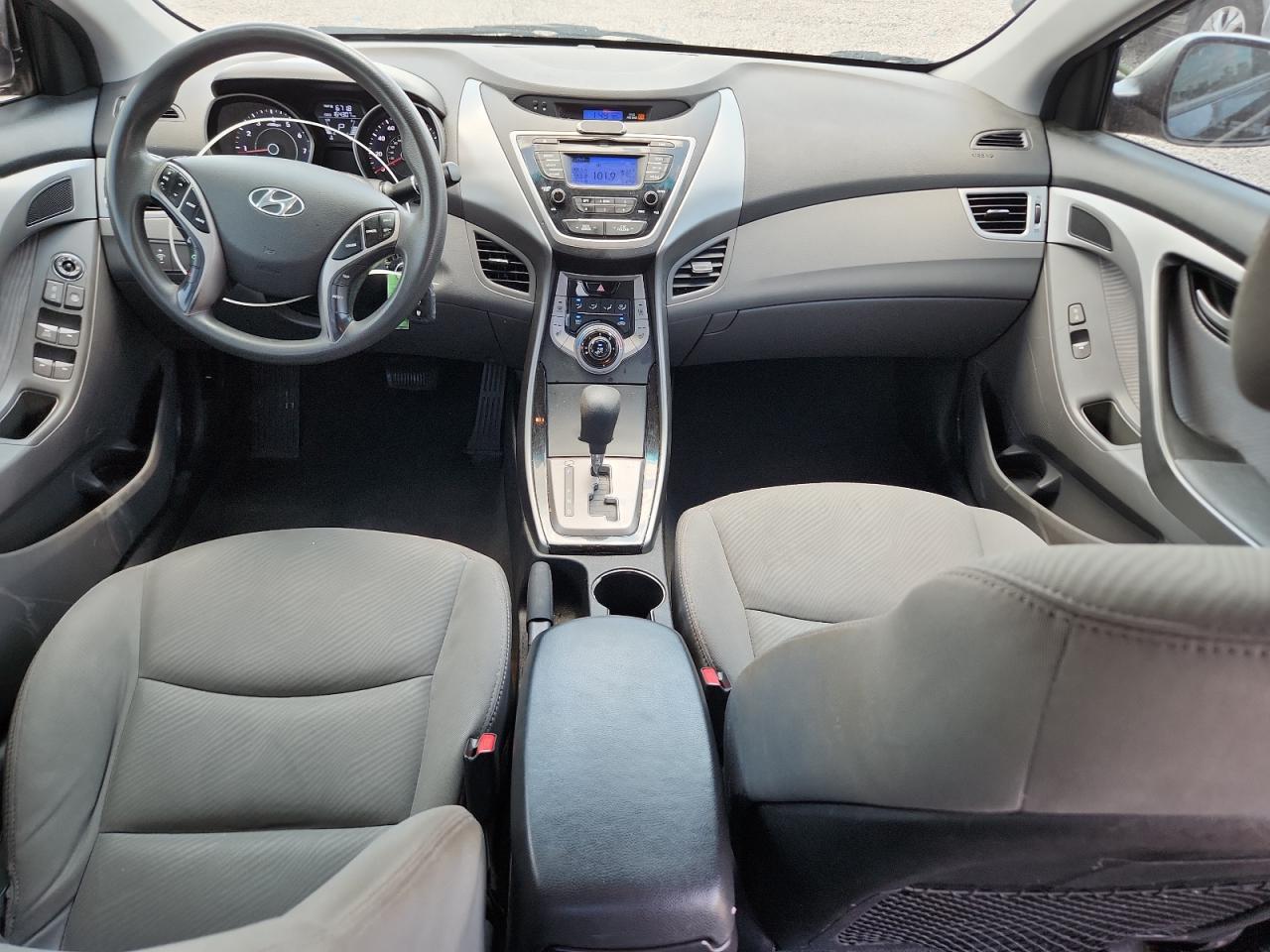 2013 HYUNDAI ELANTRA